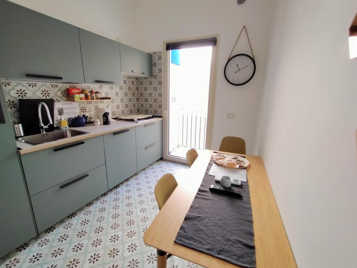 Sonnino Suite Jacuzzi Apartment Μπάρι Εξωτερικό φωτογραφία